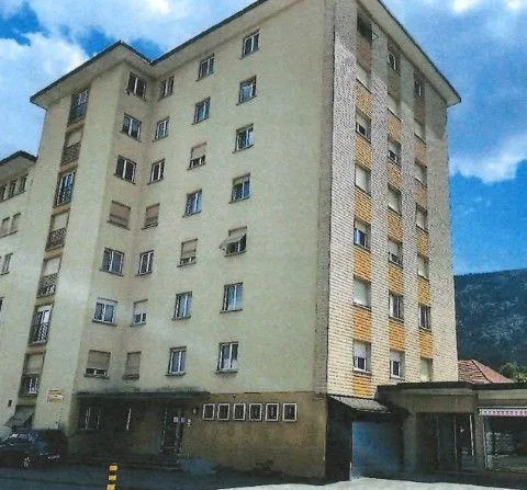 *Bâtiment mixte*