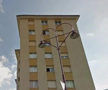 *Bâtiment mixte*