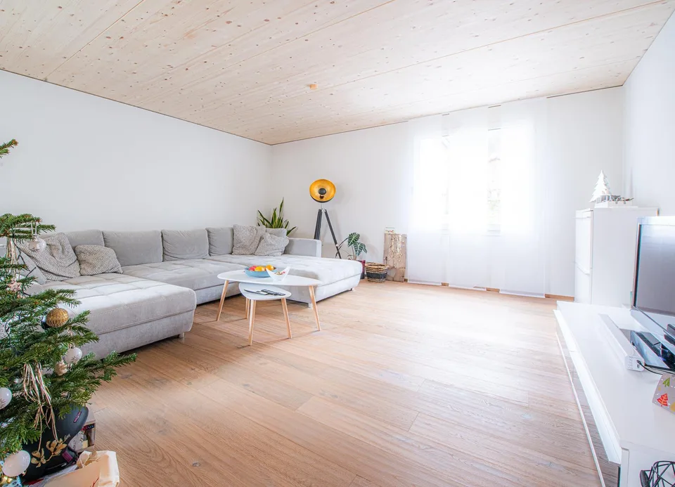 4.5-Zimmer-Wohnung (113 m²) mit Loggia in Untervaz