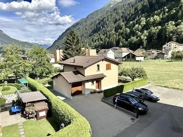 4-Zimmer-Wohnung im 1. OG an ruhiger, sonniger Aussichtslage / appa... – foto 17 di 25
