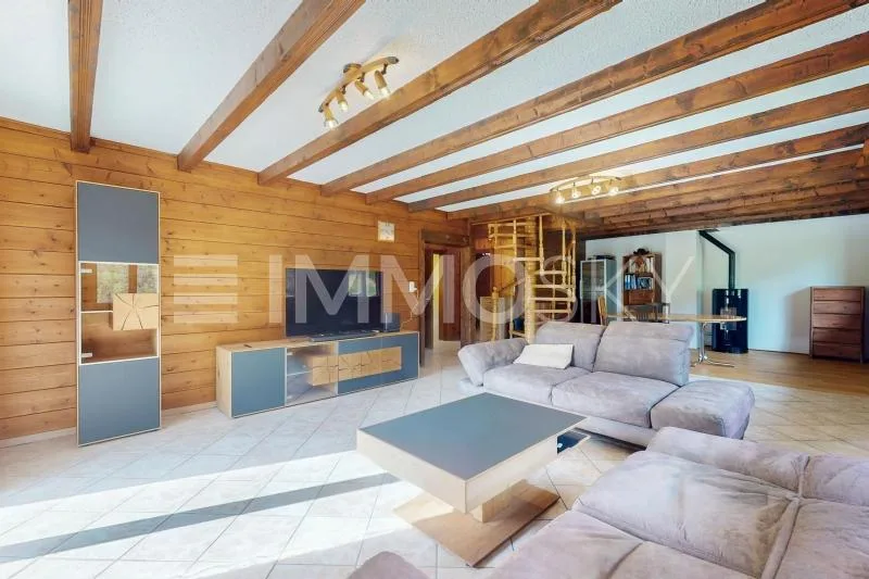 Magnifique chalet de 7 pièces à Troistorrents