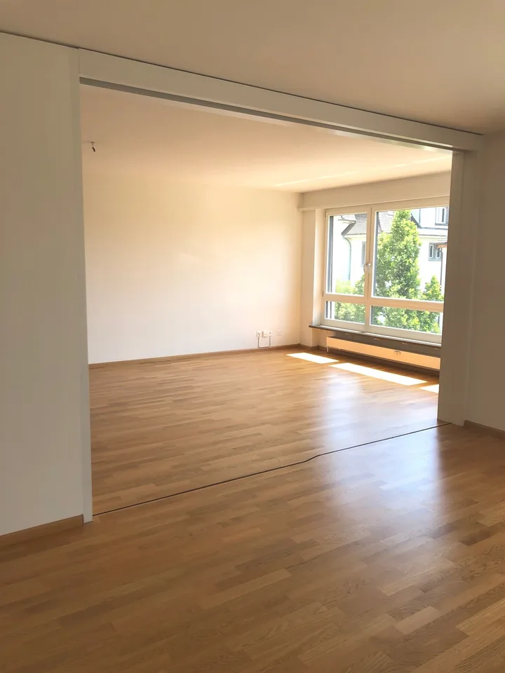5-Zimmerwohnung im 1.OG an ruhiger Lage zu vermieten