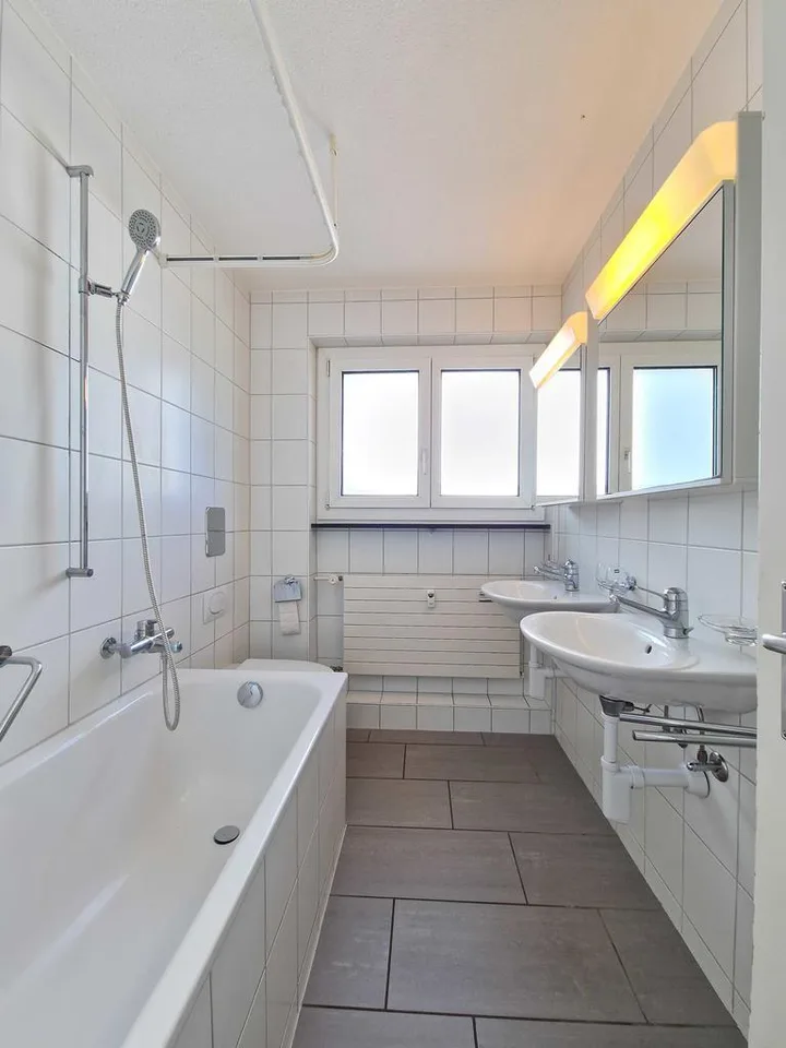 Family apartment in green Liestal!