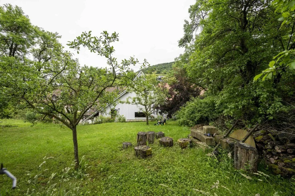 Mehrfamilienhaus mit Ausbau- und Baulandreserve – photo 15 sur 15