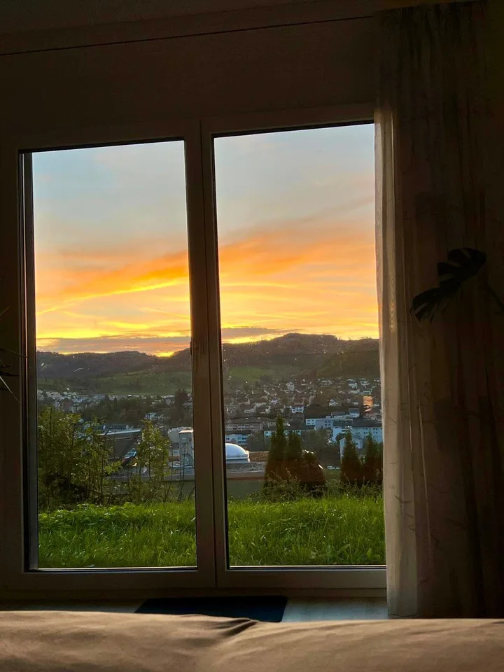 Fantastische Aussicht mit grosszügigem Garten