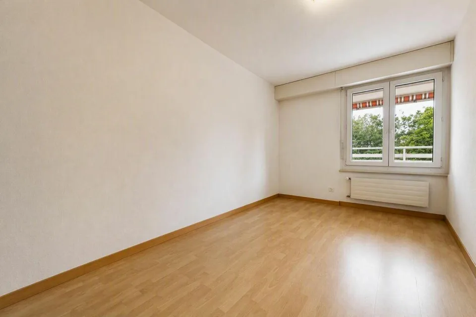 Appartement lumineux de 4,5 pièces dans un emplacement calme et central – photo 6 sur 9