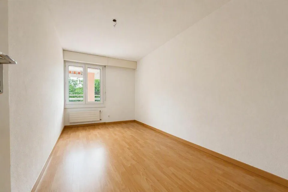 Helle 4.5 Zimmer-Wohnung an ruhiger und zentraler Lage