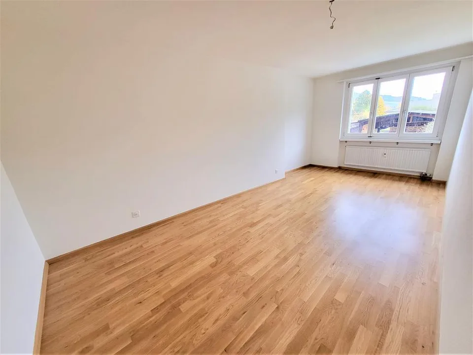 Sanierte 3.5-Zimmerwohnung im Dorfkern von Itingen zu vermieten