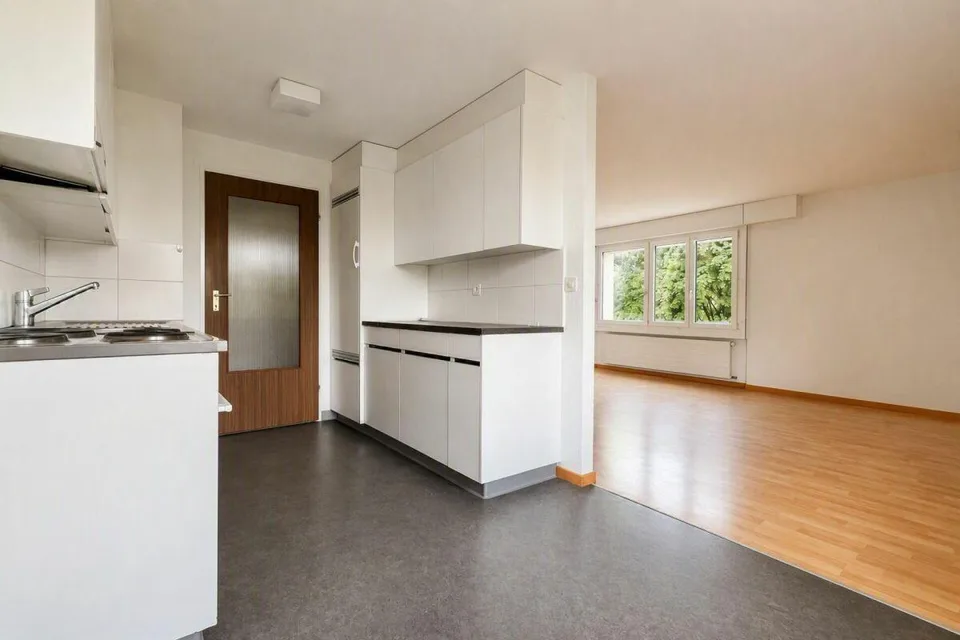 Grosszügige 5.5-Zimmerwohnung an zentraler Lage