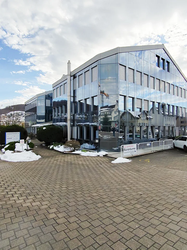 schönes Einzelbüro im Erdgeschoss