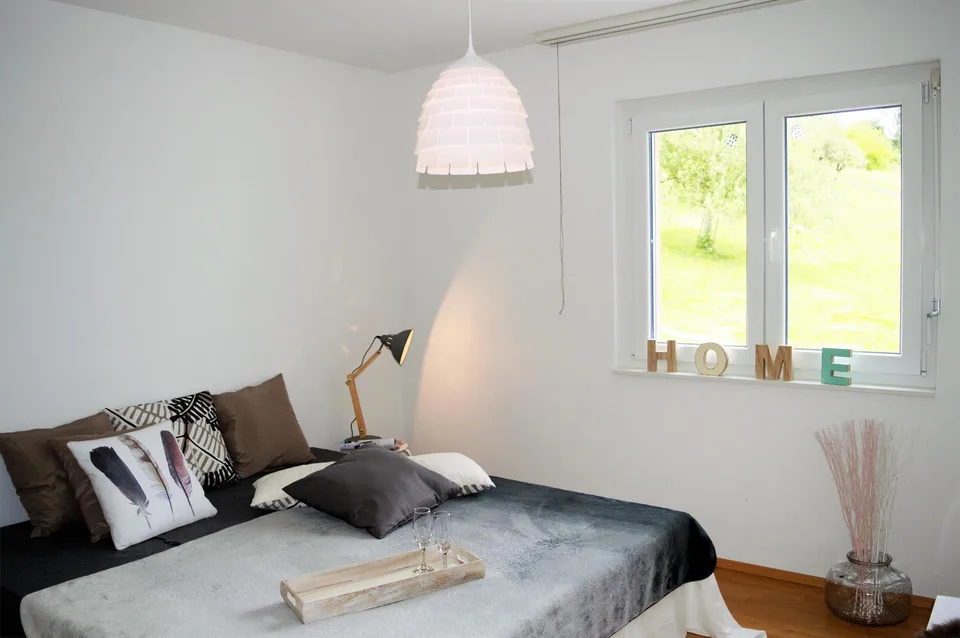 Moderne und helle 2.5-Wohnung mit grossem Balkon