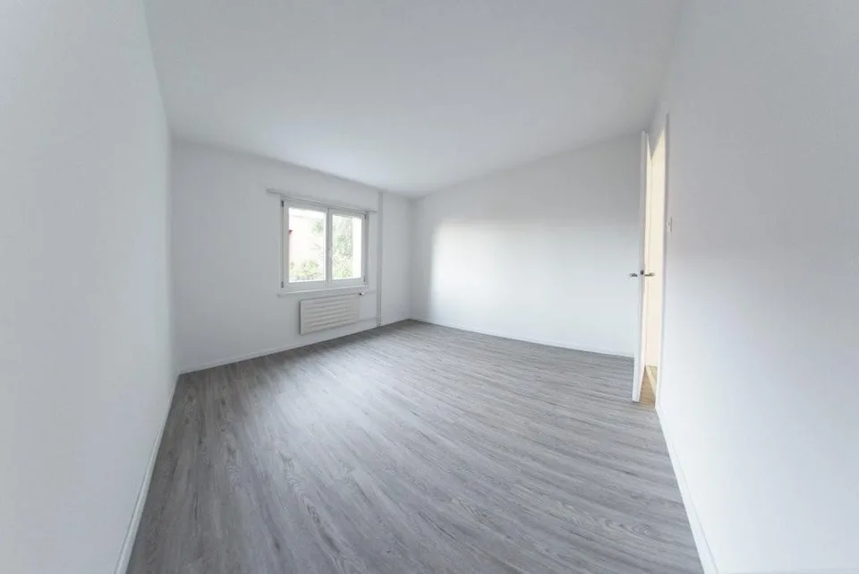 Praktische 3-Zimmer-Wohnung nahe Shoppi Tivoli