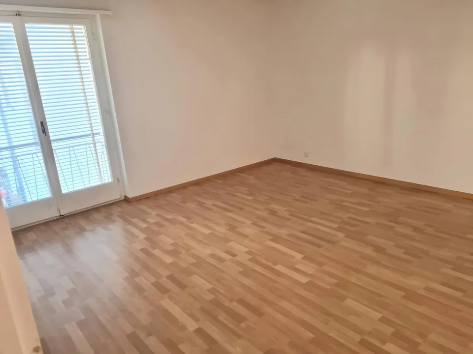 Appartement moderne 2 pièces avec balcon !
