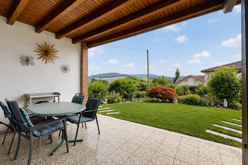Spacieuse maison semi-détachée de 6,5 pièces avec une belle vue – photo 8 sur 9