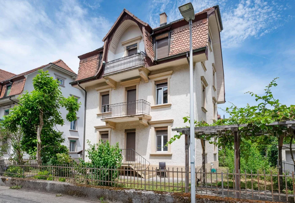 Charmantes, zentral gelegenes Mehrfamilienhaus