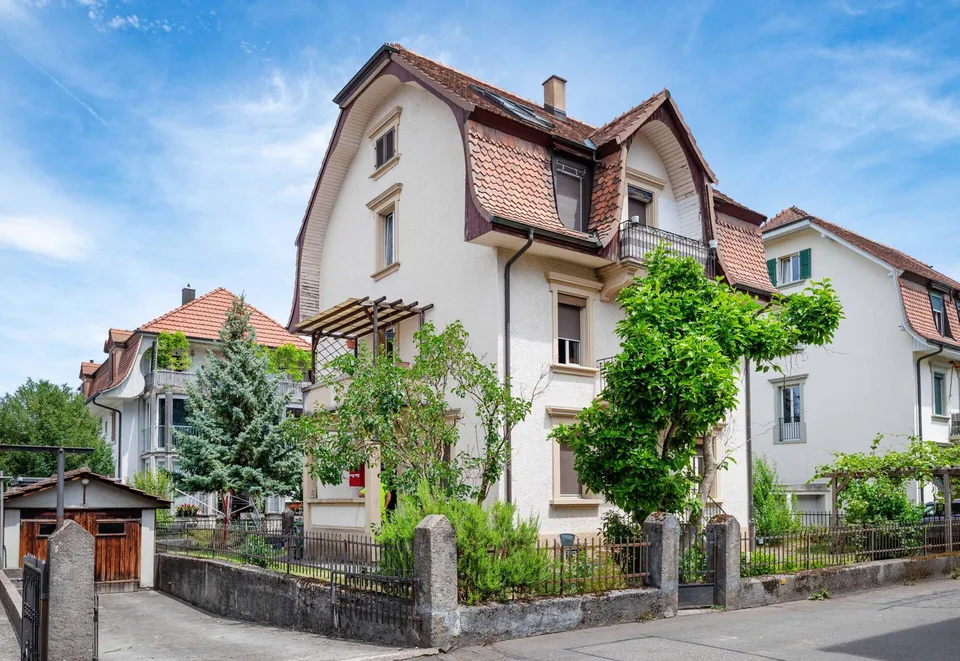 Charmantes, zentral gelegenes Mehrfamilienhaus