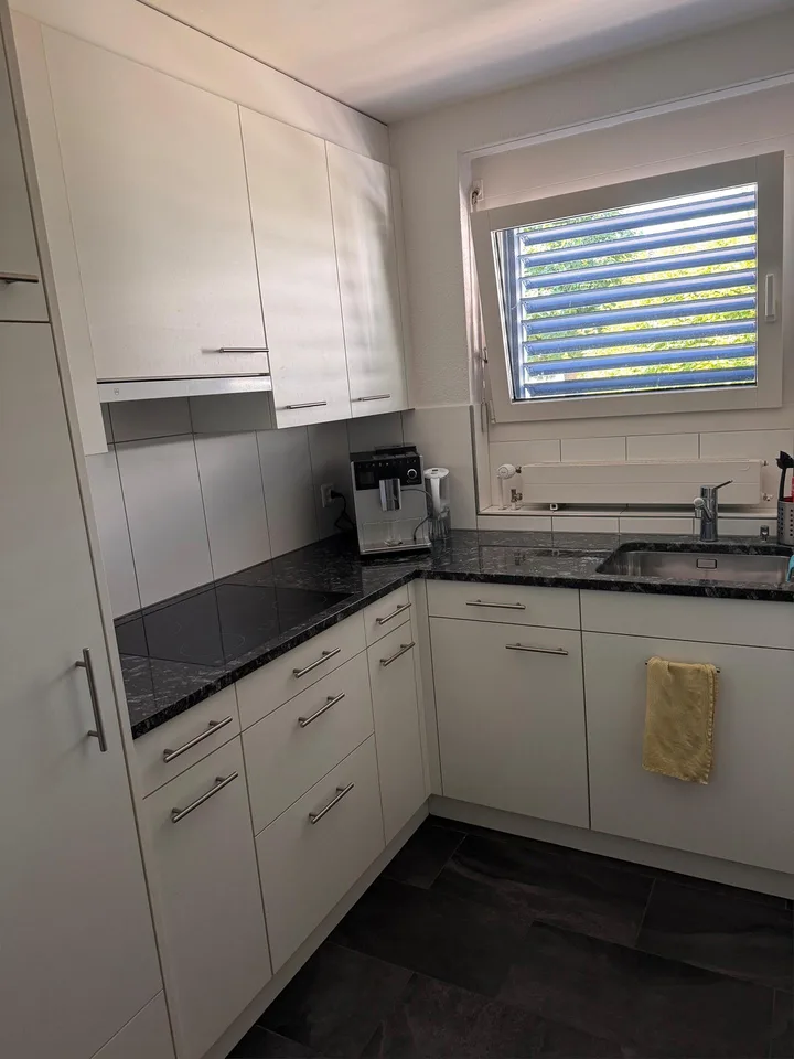 Helle, moderne 3.5 Zimmerwohnung zu vermieten