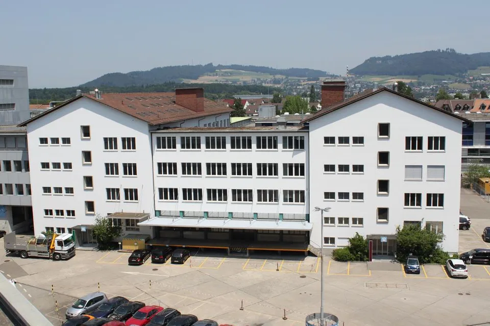 Praktische Lagerfläche an guter Lage in Bern, 95 m2