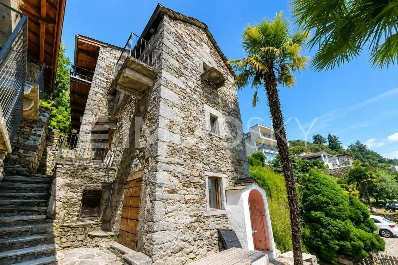 Einzigartiges Ferienhaus mit atemberaubendem Seeblick