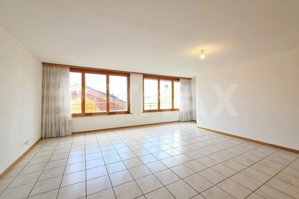 Grosszügige 2.5-Zimmerwohnung mit Rhonetalblick in Guttet-Feschel