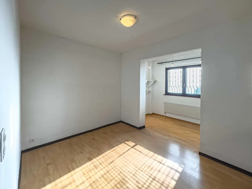 Grande casa unifamiliare nel verde ad Aranno