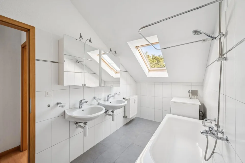 Offre superbe, bel appartement en mansarde !