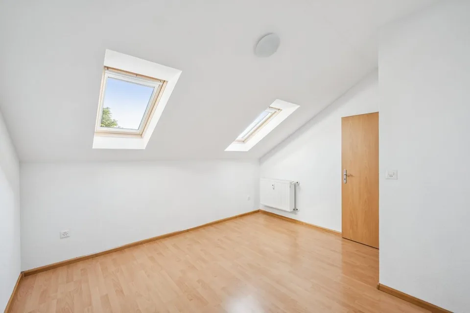 Offre superbe, bel appartement en mansarde !