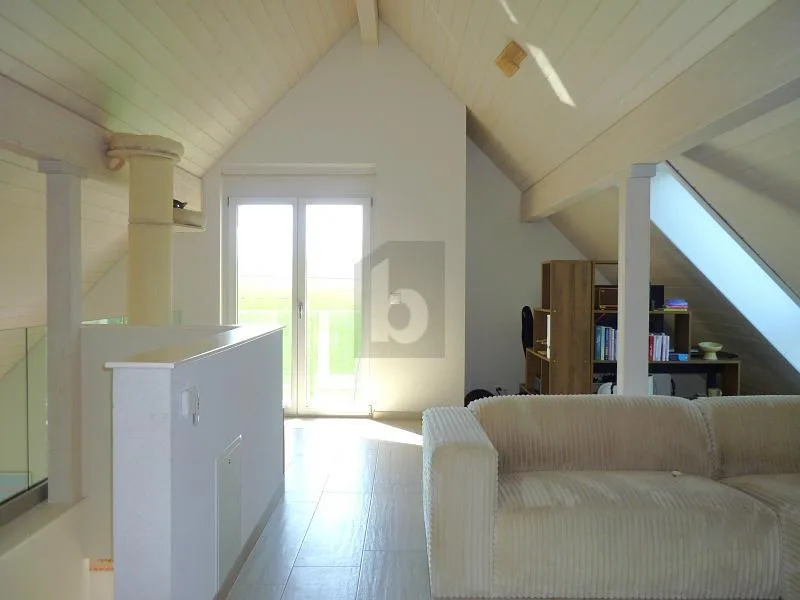 MODERNE, SPACIEUX, ET EN BORDURE DE NATURE !
