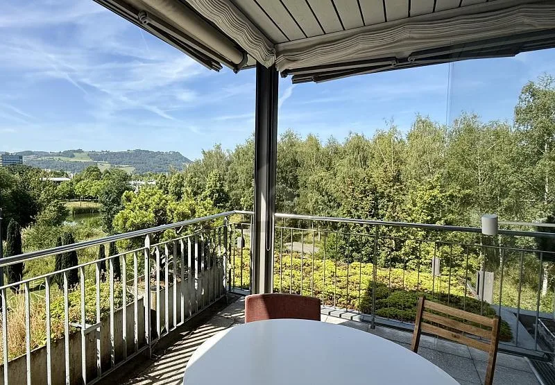 GRÜNES JUWEL IN DER STADT MIT SEPARATEM STUDIO