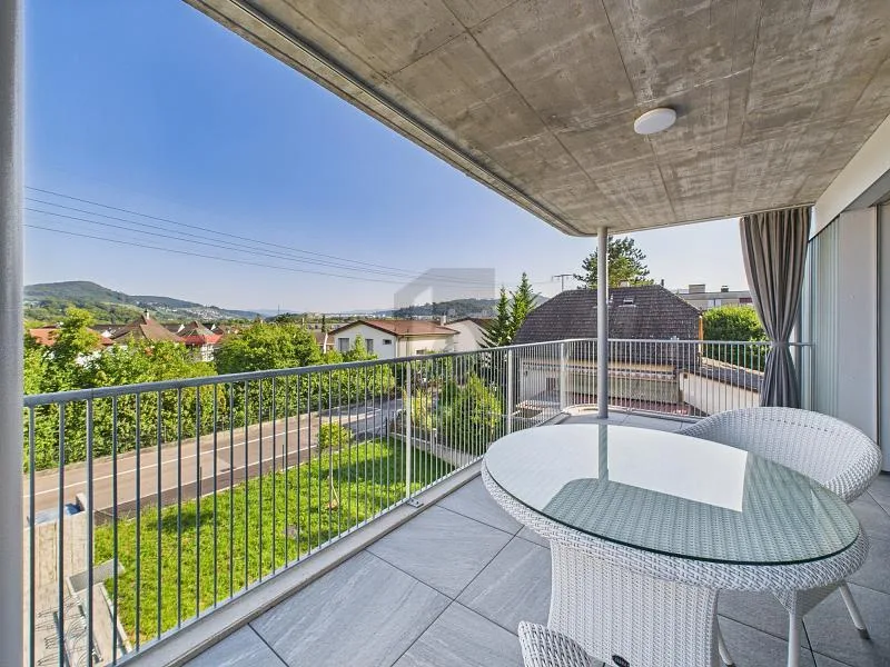 Plafonds hauts avec galerie privée !