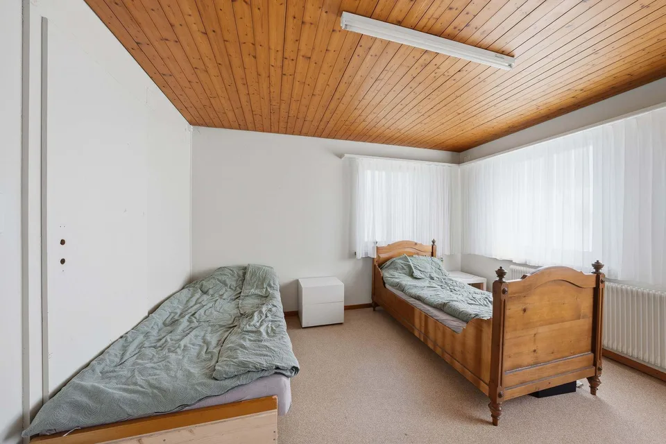 Maison unifamiliale avec bâtiments économiques – photo 10 sur 12