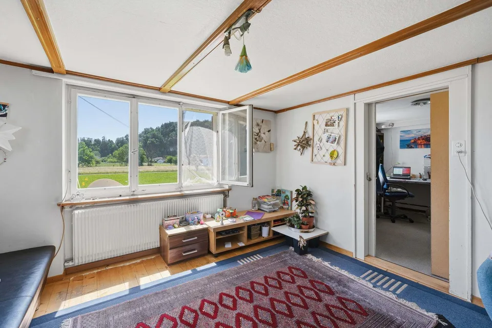 Maison unifamiliale avec bâtiments économiques – photo 9 sur 12