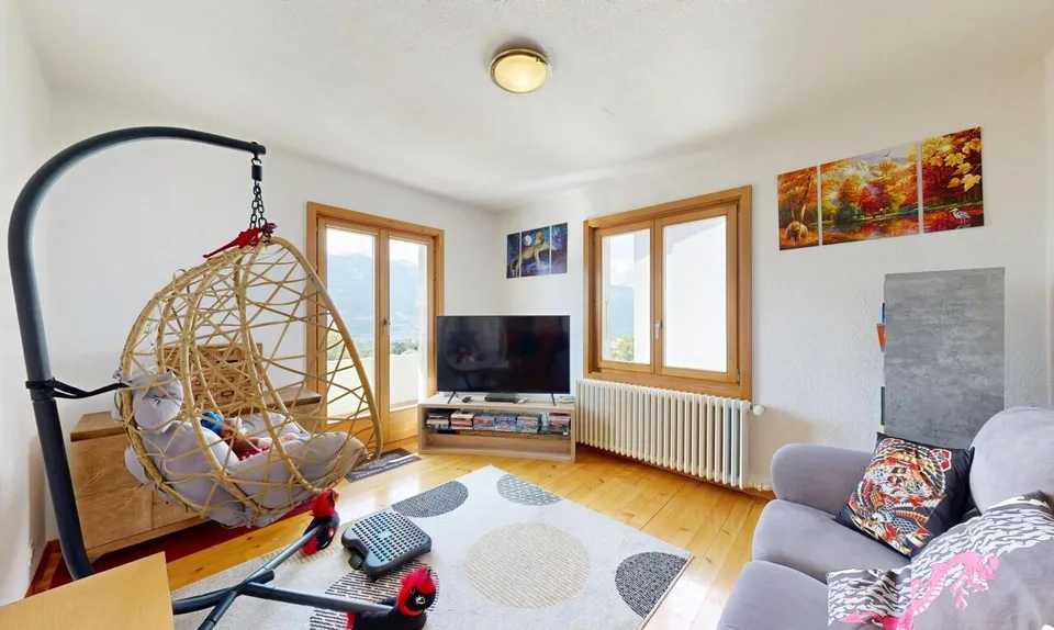 Duplex de 6.5 pièces avec balcon, garages à Savièse