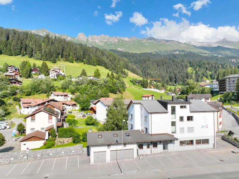 Neue Erstwohnung mitten im Zentrum mit schöner Terrasse – Foto 12 von 19