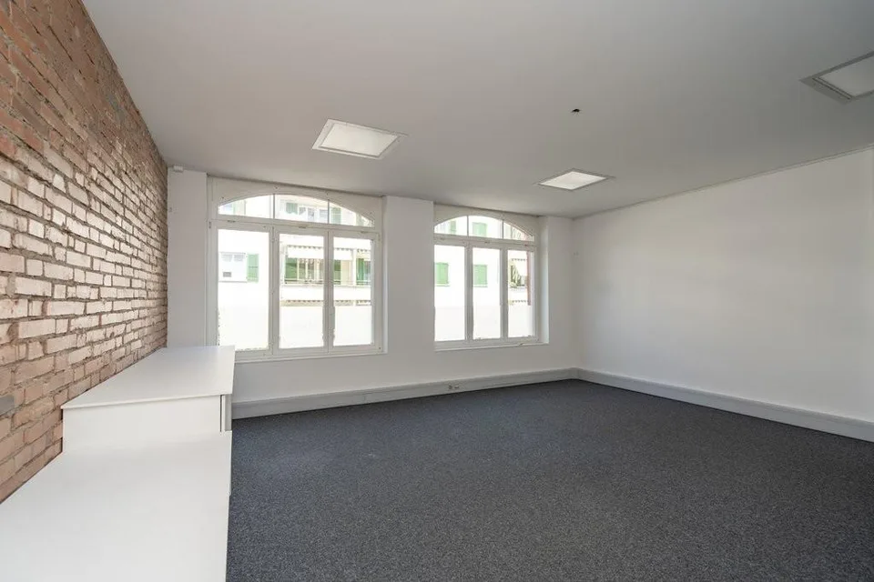 Attraktive Gewerbefläche geeignet als Büro- oder Praxisräume – Foto 7 von 12