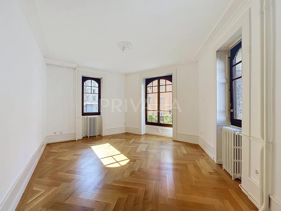 Magnifique appartement à proximité de la place des Augustins