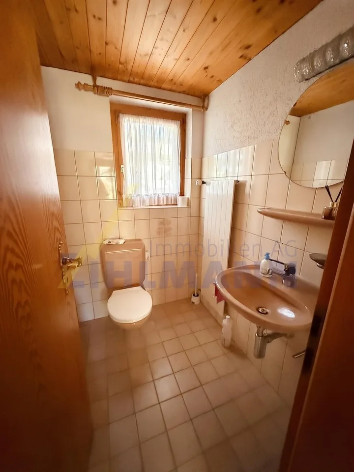 Wohnhausteil mit 4.5-Zimmer