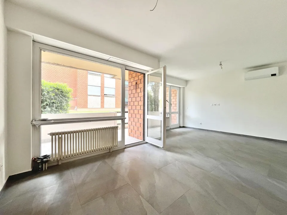 LUMINOSO 3.5 LOCALI COME NUOVO CON TERRAZZA A MENDRISIO