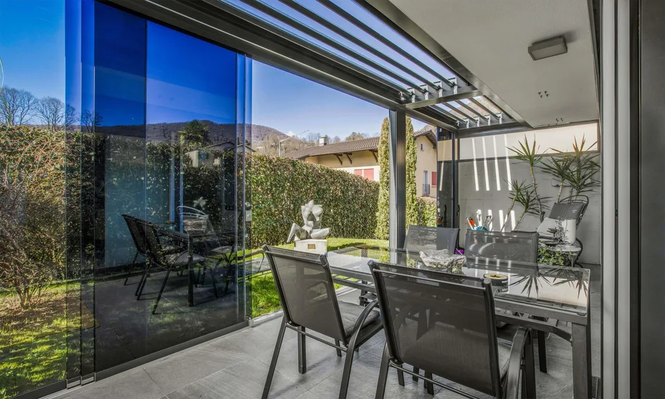 STUPENDA CASA 4.5 LOCALI CON GIARDINO E TERRAZZE A MAGLIASO