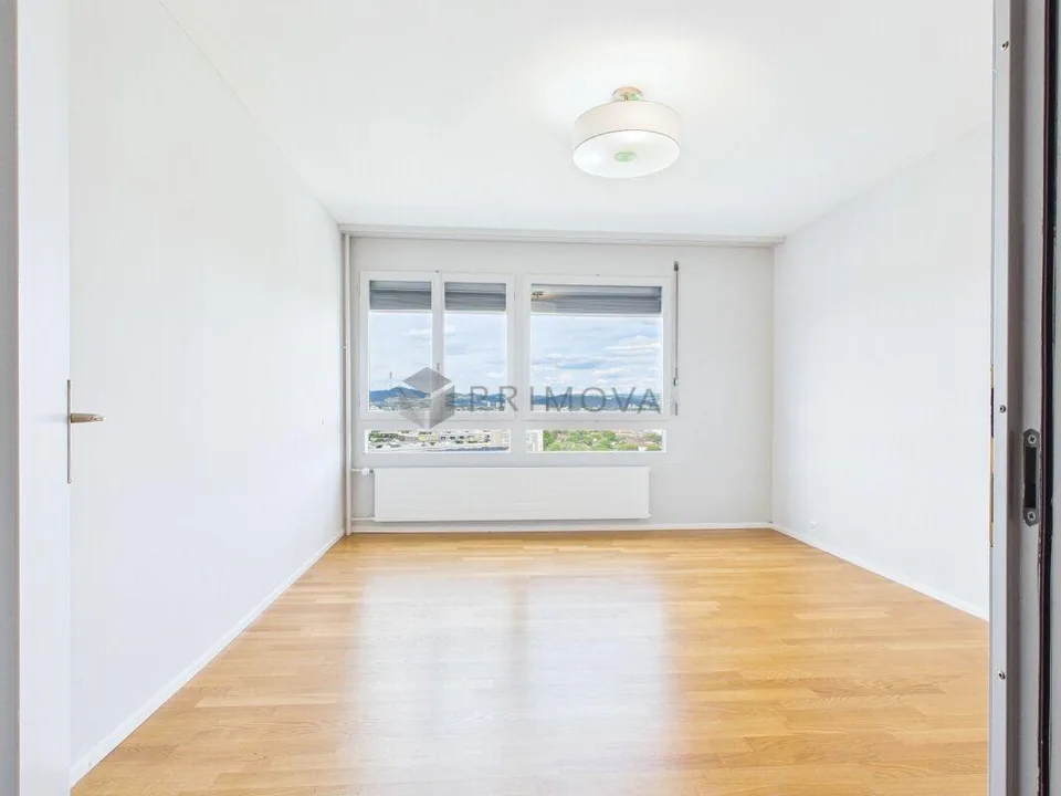 Urbaner Weitblick über Bern stilvoll wohnen im 19. Stock