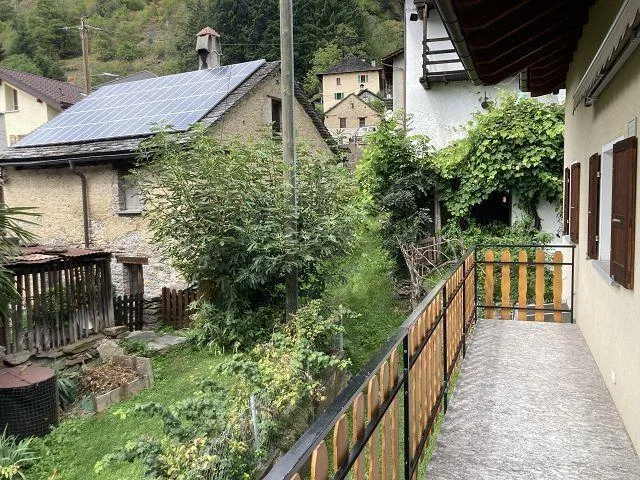 4-Zimmer Dorfhaus mit Garage / casa di 4 locali con garage – Foto 18 von 23