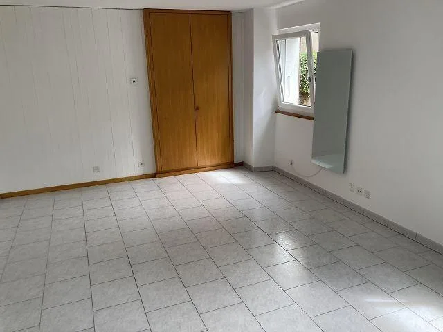 4-Zimmer Dorfhaus mit Garage / casa di 4 locali con garage