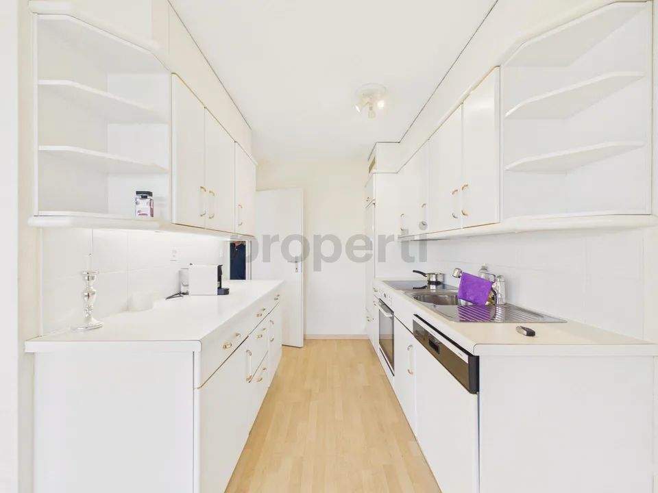 Helle 3.5-Zimmer-Wohnung mit Balkon, Ittigen