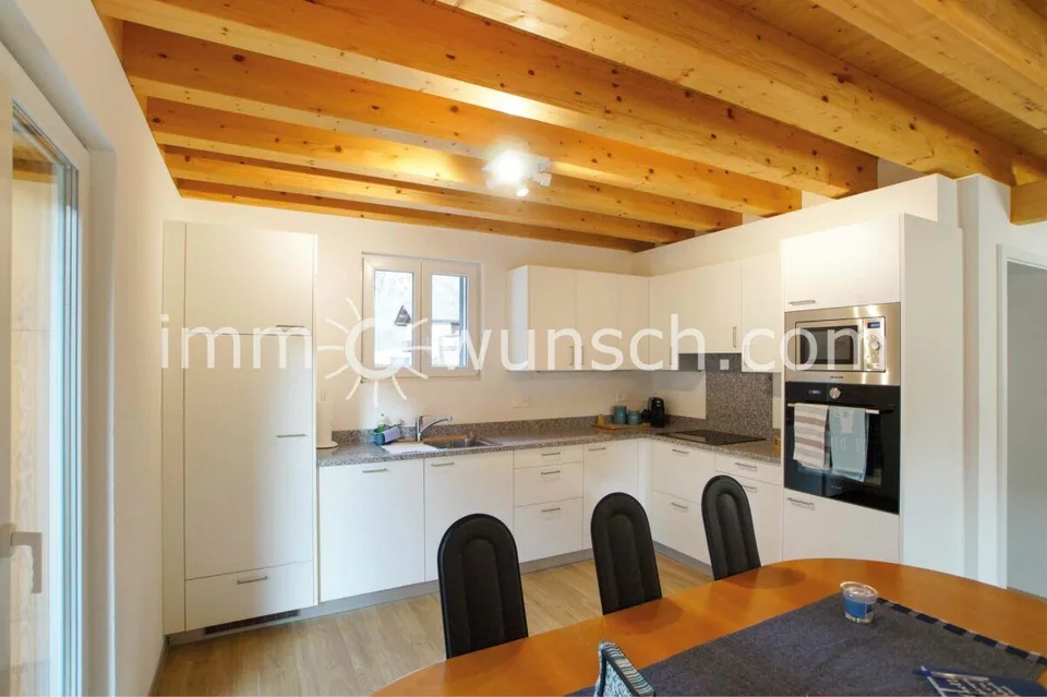 Chalet «Valle» in Selma: modern, hell, mit Gartenbereich und Parkplatz