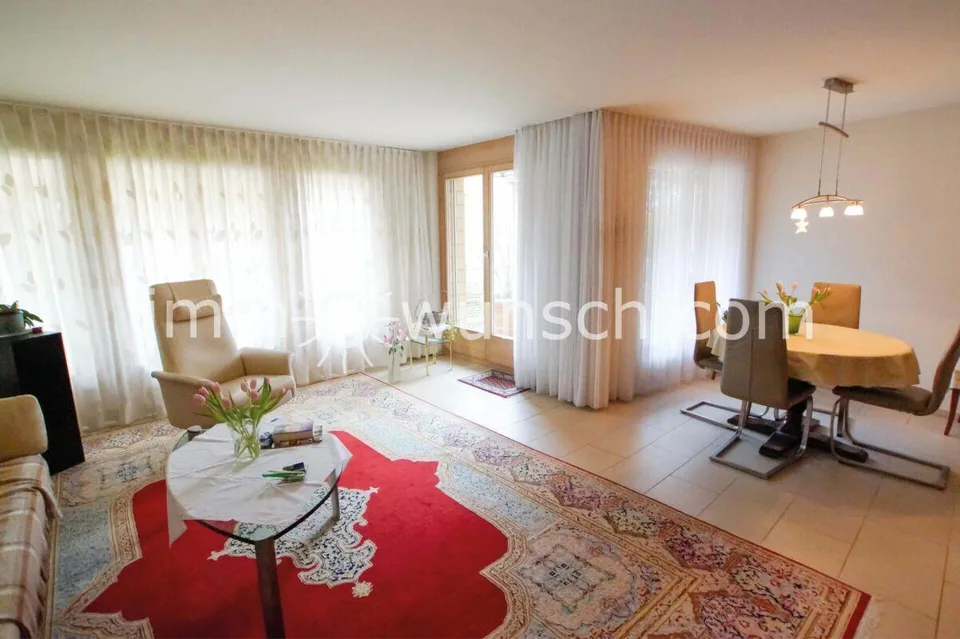 Grossflächige 5 ½ Zi. Eigentumswohnung im 1. OG, BGF 158 m², nahe N...