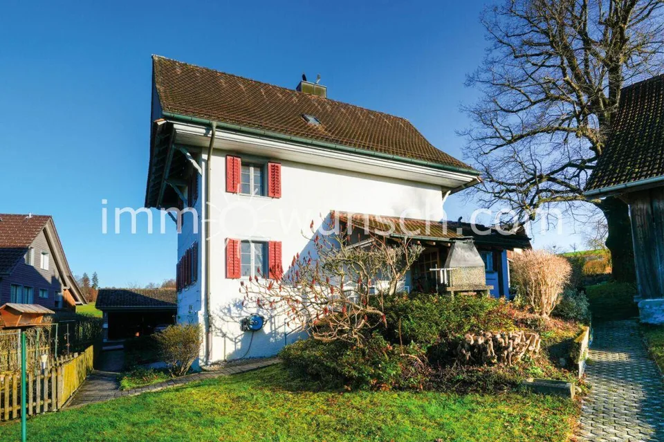 Freistehendes, historisches 5 ½ Zi. Einfamilienhaus von 1868
