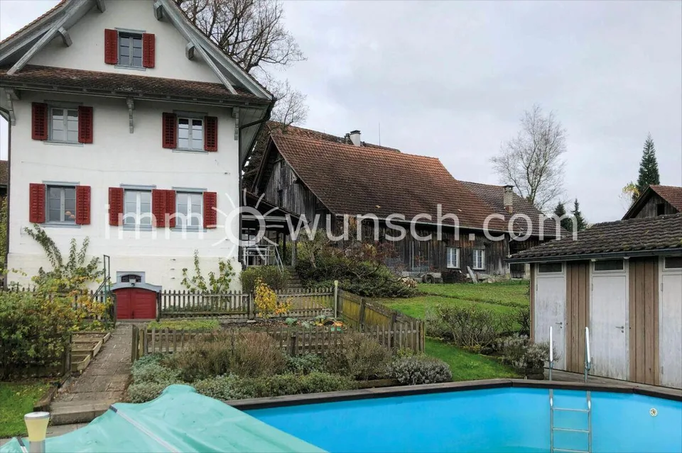 Freistehendes, historisches 5 ½ Zi. Einfamilienhaus von 1868