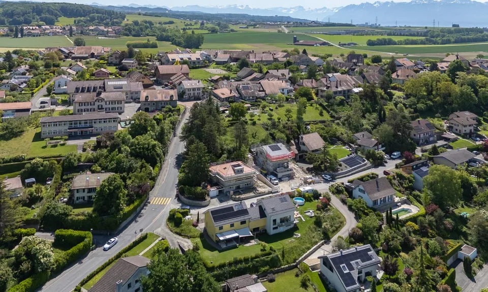 Maison individuelle neuve vue sur les Alpes  et logement indépendant