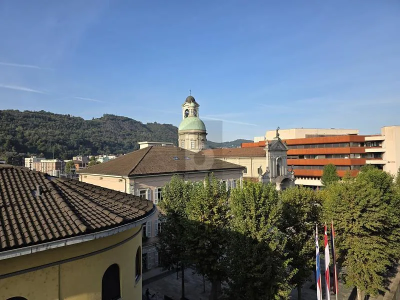 SPAZIOSO E SOLEGGIATO IN POSIZIONE CENTRALE
