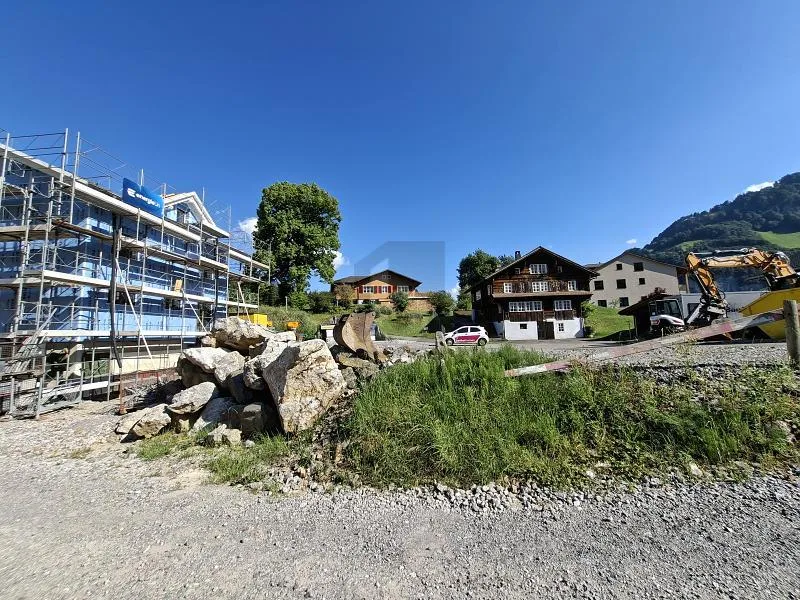 DEIN TRAUMHAUS IM GRÜNEN PARADIES